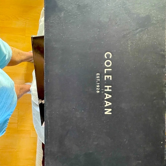 Cole Haan - Picture 3 of 5